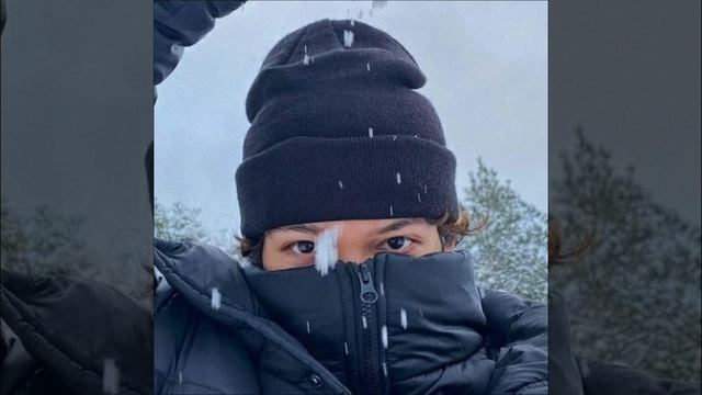 omar rudberg- läppar sped up смотреть онлайн