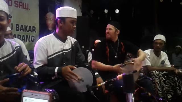 Master daood debu jaming bersama personil D'teco