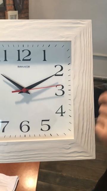 ДС-4АС7-010 Интерьерные часы «Салют» смотреть онлайн