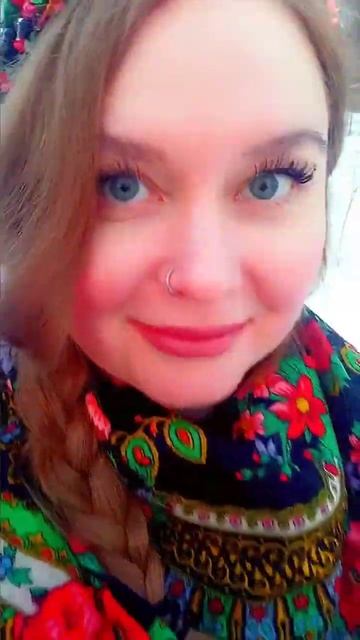 Матушка земля, белая березонька #shorts #rec #russiangirl смотреть онлайн