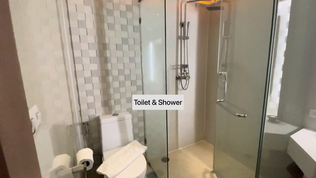 CENTARA PATTAYA HOTEL Tour || SPACIOUS rooms!! смотреть онлайн