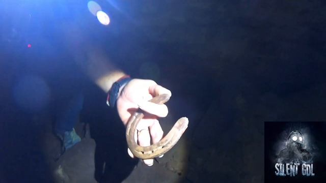 ENCONTRAMOS TUNELES EN VIEJA CASONA DEL CENTRO смотреть онлайн