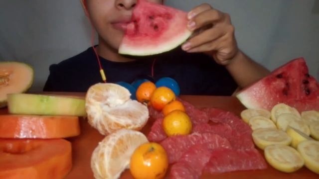 이국적인 과일 - 그레이프 프루트 - 귤 - 파파야 - 수박 - 멜론 - 구아바 - 젤리 볼- EATING SOUNDS EXOTIC FRUIT - Joan ASMR 조안 смотреть онлайн