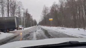 Едем по льду на Хавал Джолион. Как рулится авто на дороге с шинами Нордман 8?