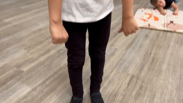 Taking pictures with my camera смотреть онлайн