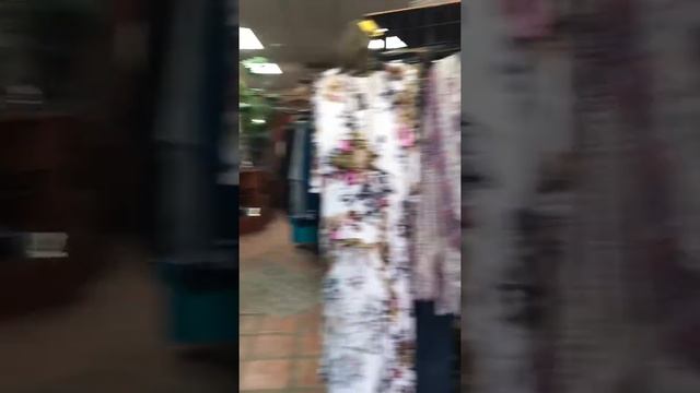 What’s New @ ME Boutique смотреть онлайн