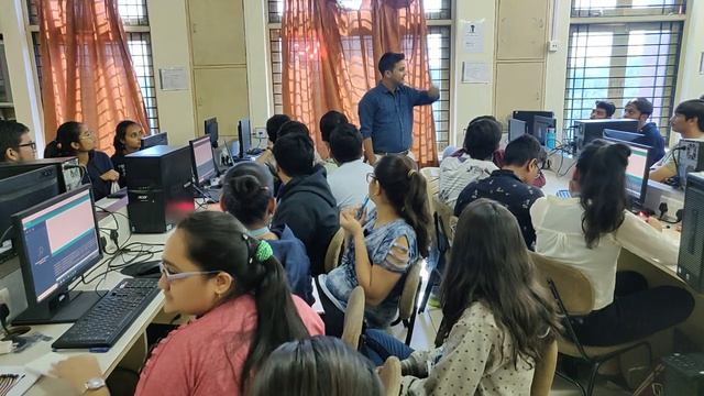 Introduction to IoT Practical смотреть онлайн