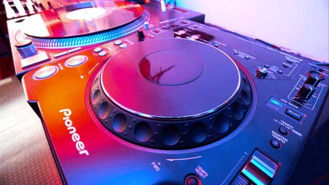 Walsh & Coutre Vs. Darin Epsilon - Detour On 44 (Cid Inc. Remix) смотреть онлайн