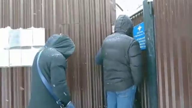 Приезд ребят в штатском смотреть онлайн