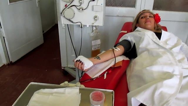 "Rе:пост" принял вызов. И бросает новый #blooddonorchallendge смотреть онлайн