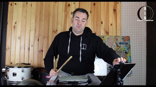 Cours de batterie / Three Camps in Paradiddles смотреть онлайн