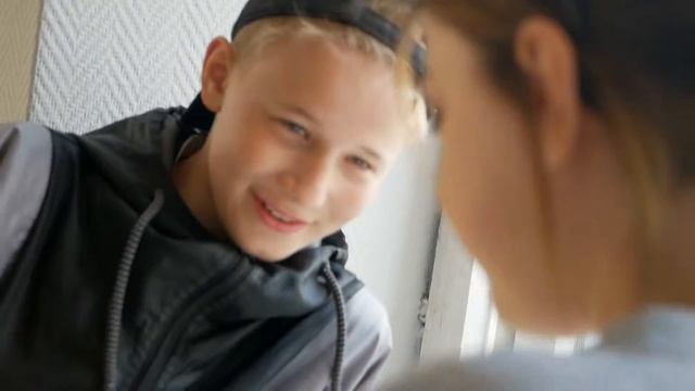 Прогулка Алины и Дани (видеограф Кожина Елена https://vk.com/light_video_nn) смотреть онлайн