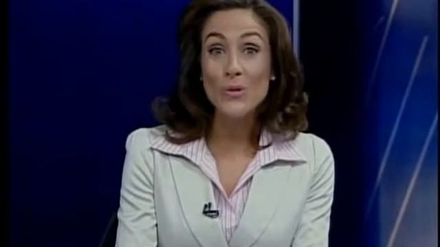 Tribuna SBT 27 anos - Cyntia Benini смотреть онлайн