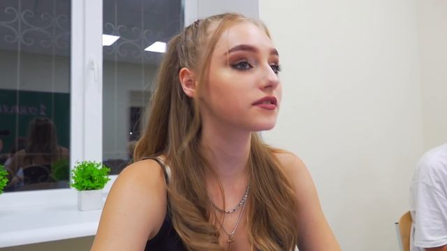 1 СЕНТЯБРЯ!!! Девочки ВЛЮБИЛИСЬ в УЧИТЕЛЯ!!! смотреть онлайн