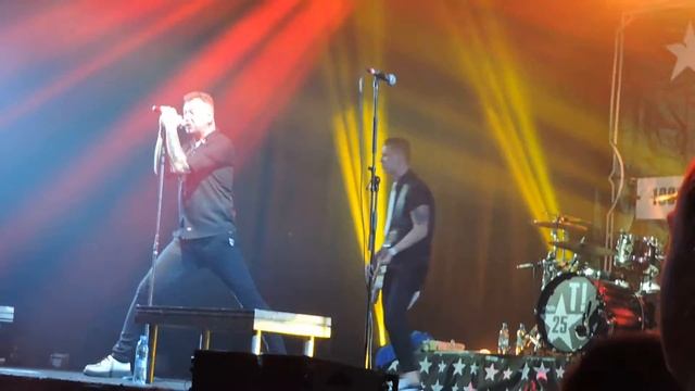 ТАРАКАНЫ! 25 на Бис @ Bud Arena-что я могу изменить(3.11.2016) смотреть онлайн
