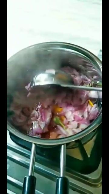 Homemade gulab jal|घर पर आसान तरीके से बनाएं गुलाब जल#viralvideo смотреть онлайн
