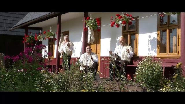 NEMURITORII . Cand Trec Pe La Poarta Mea (oficial Video)