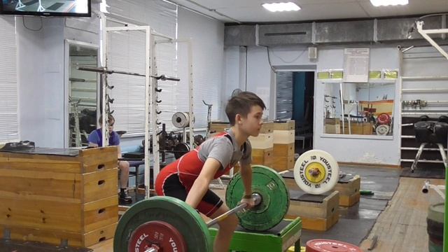 Шумихин Артур, 13 лет, вк 41 Рывок с плинтов в сед 40 кг 2 по 2 раза смотреть онлайн