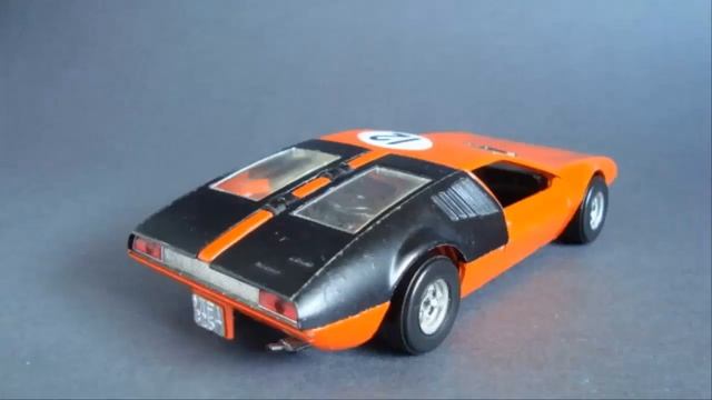 Diecast model cars collection 1/24 - De Tomaso Mangusta 5000 GHIA 1967 1971 смотреть онлайн
