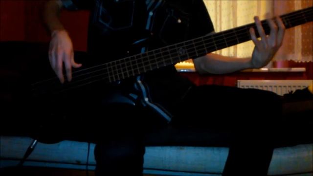 Pendulum - Tarantula - Bass Cover смотреть онлайн