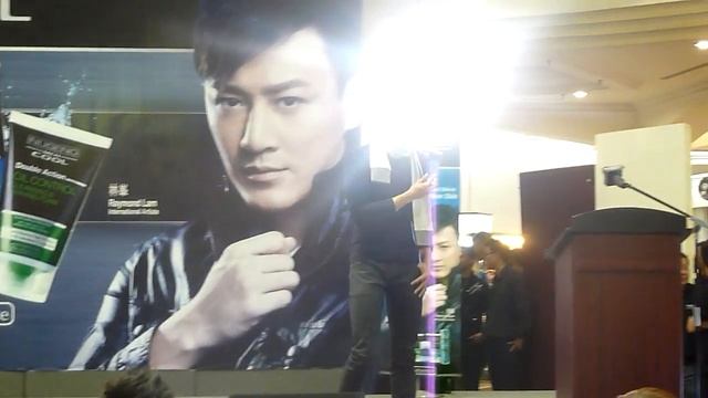 Raymond Lam at Summit USJ смотреть онлайн