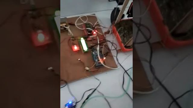 Arduino based GreenHouse смотреть онлайн