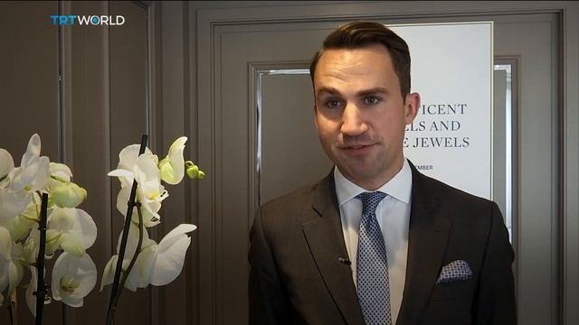 Russian pink diamond autioned off for $26.6 million | Money Talks смотреть онлайн