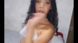 NOVINHA SENSUAL É ELA
