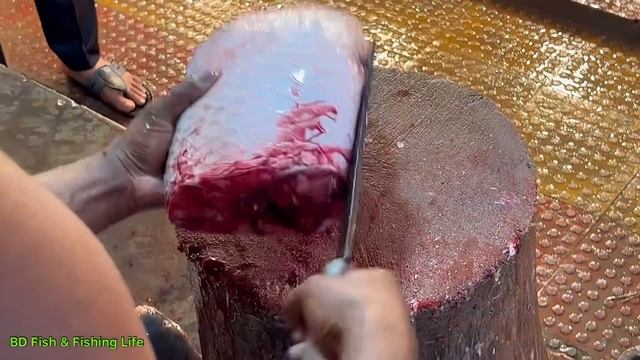 Amazing Giant Carp Fish Cutting Live In Fish Market | Fish Cutting Skills смотреть онлайн