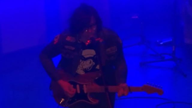 "Come Pick me up" - Ryan Adams - Beacon Theater -NYC- May 2 2017 смотреть онлайн