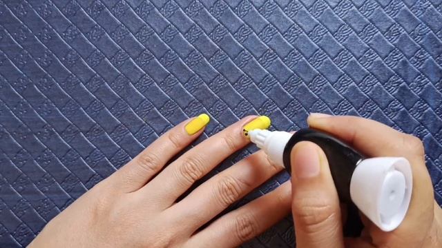 Matte Neon Yellow Nail Paint || New Design смотреть онлайн