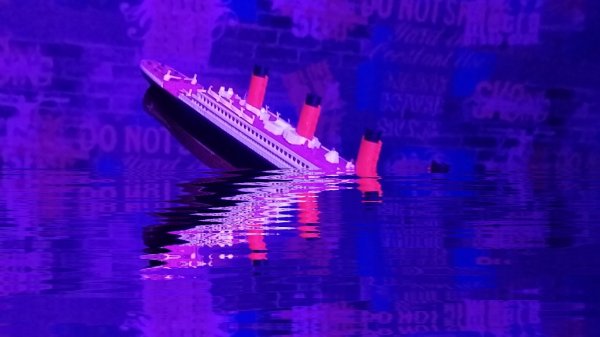 Титаник тонет в роблокс часть 2