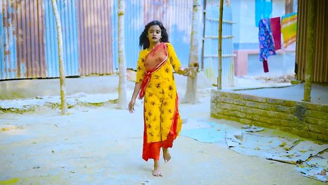 গ্রামের মেয়ের অস্থির নাচ Nagor Amar Kacha Pirit Pakte Dilona,,নাগর আমার কাঁচা পিরিত পাকতে দিলো না। смотреть онлайн