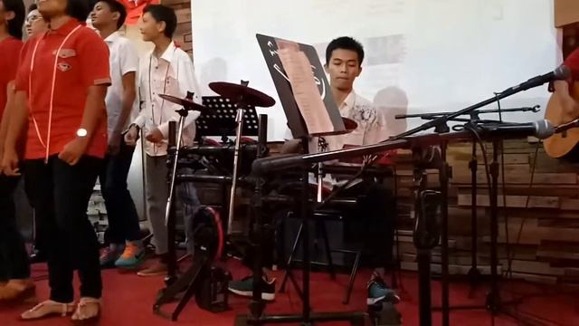 Konser mini HUT RI ke-72 Tabernacle Teen's Spirit Gresik смотреть онлайн