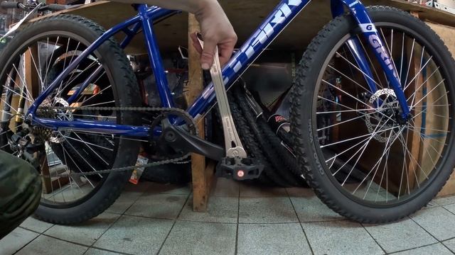 Как снять педали велосипеда