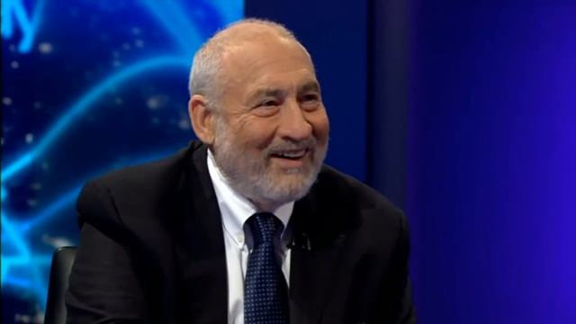 Joseph Stiglitz: Apple has shaped tax law and avoided paying fair taxes смотреть онлайн