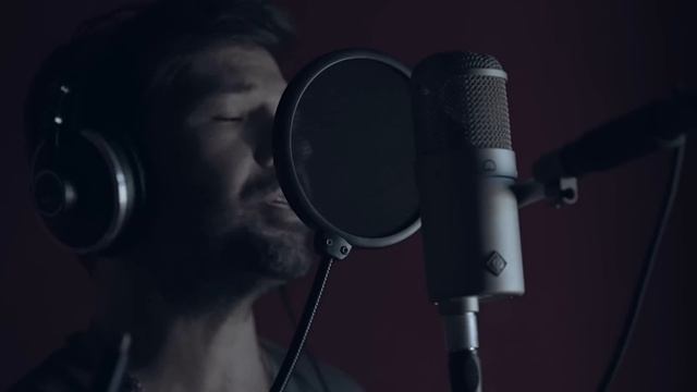 Yalın – Sensiz Olmaz смотреть онлайн