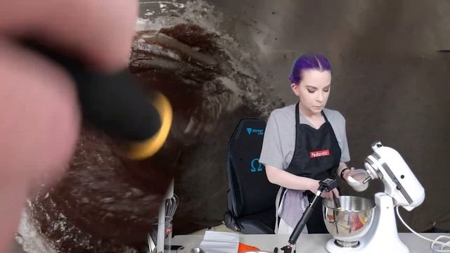 Bake Cheesecake Brownies with me, Star Wars Prequels Style! смотреть онлайн