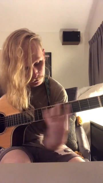 our friend Thomas Griggs is always providing the internet with a great theory lesson. смотреть онлайн