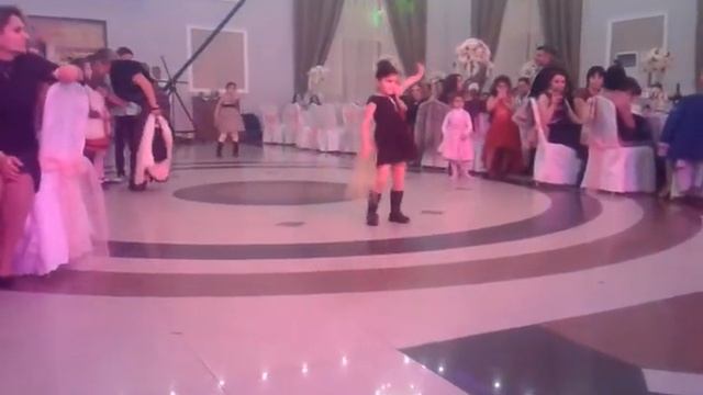 Nare Nersesyan《Harsaniq》 смотреть онлайн