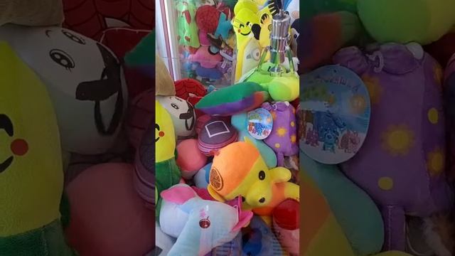 Аппарат хватайка и новая загрузка, пробуем вытащить свинку из мультика зверопой 🥳🐷или коалу🐨 смотреть онлайн