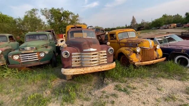 ￼ Канада, провинция саскачеван, старые машины . Canada, Saskatchewan, Old Classic Cars.