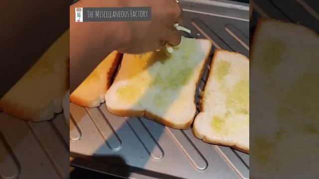 Garlic Cheese Chilli Toast In 5 Minutes | Easy Homemade Toast смотреть онлайн