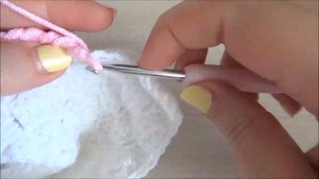 НАКРАТКО: Бордюр рачешка плетка на една кука (видеоурок) || Nadko Designs смотреть онлайн
