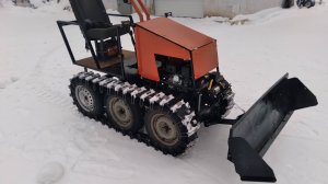 Минитрактор на гусницах шестикатковый уборка снега