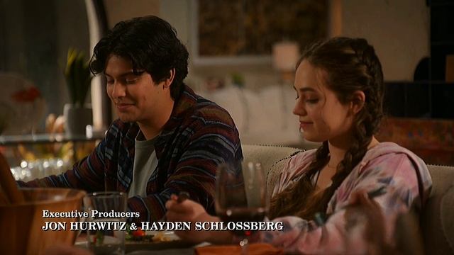 Miguel Dìaz "Cobra Kai" Scene Pack (ep1 & 3) смотреть онлайн