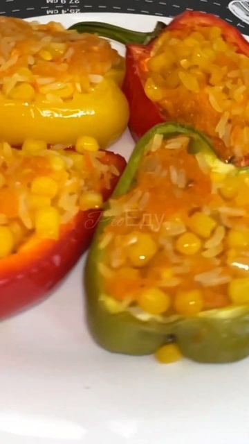 Рецепт вкусного и сочного болгарского перца, запеченного с овощами смотреть онлайн