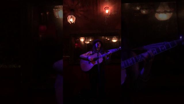 Selina Moon- Not Broken Live @ Berklee Night смотреть онлайн