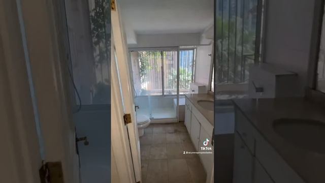 Propiedad a la Venta en Las Condes, Santiago De Chile смотреть онлайн