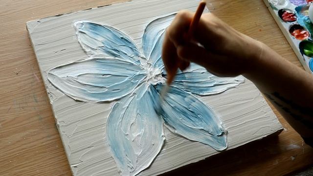 (68) Easy Textured Flower Painting with Acrylics / How to Paint a Flower смотреть онлайн